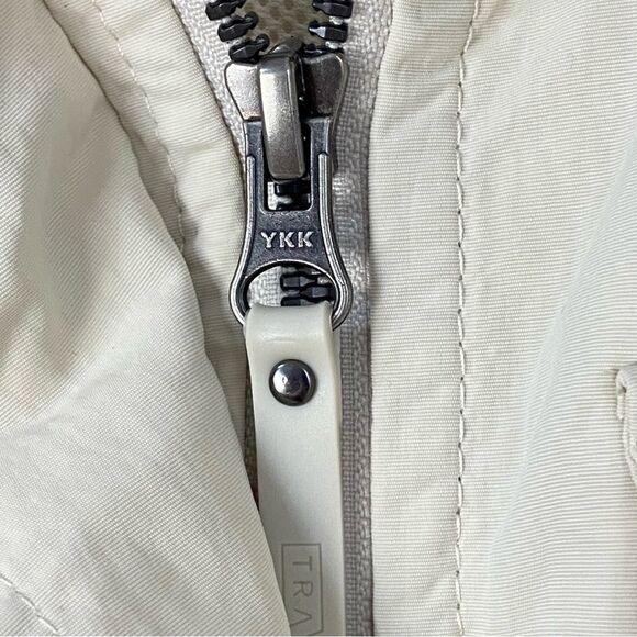 Eddie Bauer Travex Cream Vest Women’s Small Packable Quick Dry Hiking Trekking - Picture 7 of 13